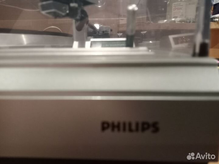 Проигрыватель винила Philips 7122