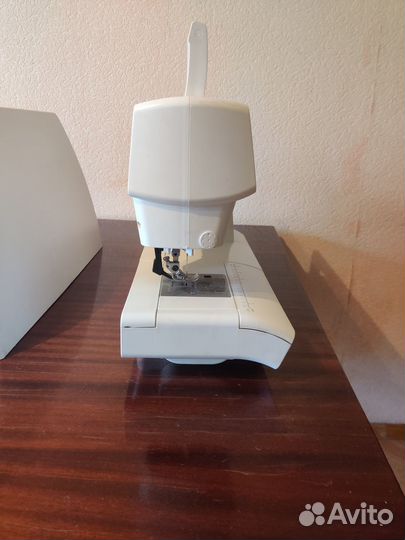 Швейная машинка Pfaff Ambition Essential