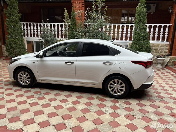 Hyundai Solaris 1.6 AT, 2021, 195 000 км