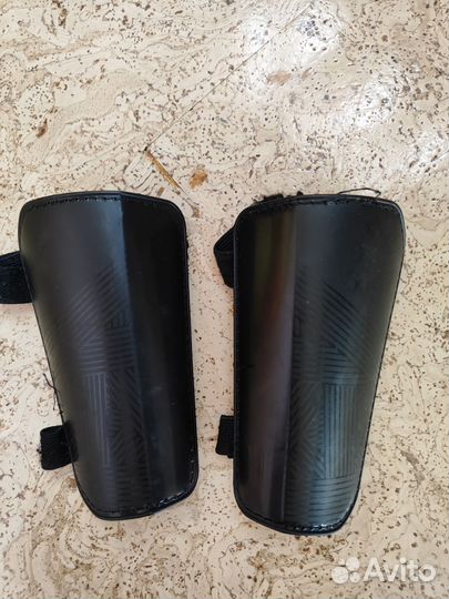 Щитки футбольные 5-7 лет