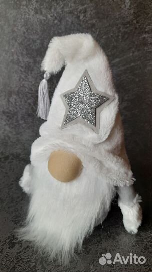 Новогодний гном