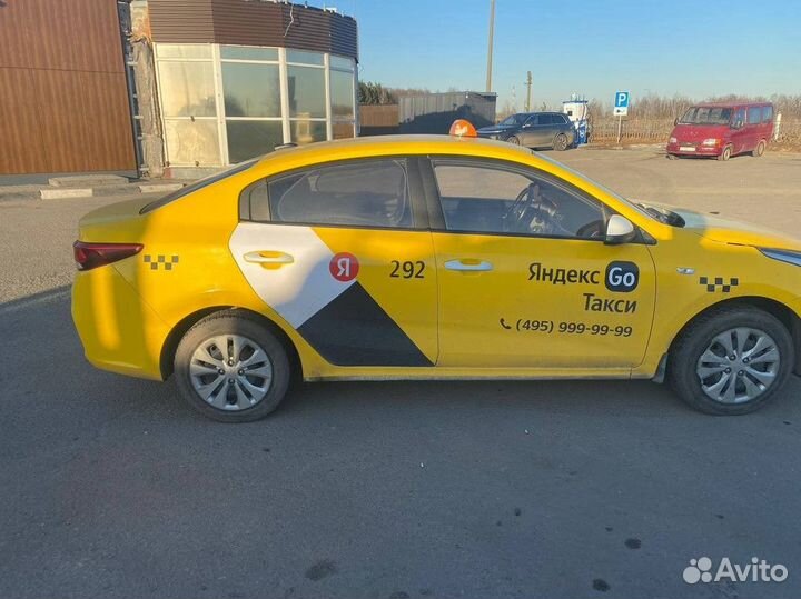 Аренда авто под такси без залога. Водитель