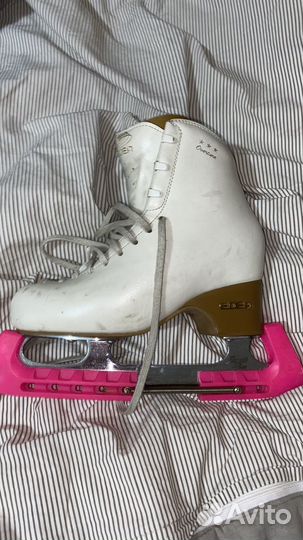 Коньки edea 225,с коробкой risport