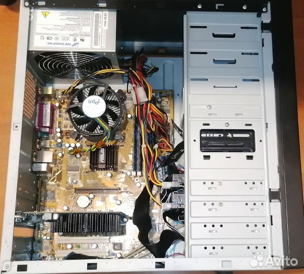 Настольный компьютер Intel Pentium 4
