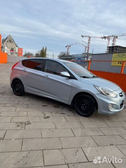 Hyundai Solaris 1.6 AT, 2011, 157 000 км