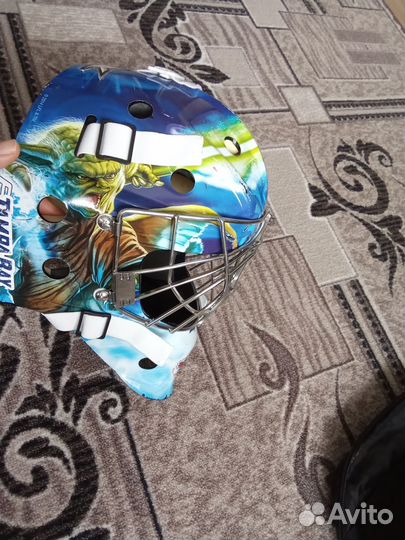 Вратарский хоккейный шлем Bauer