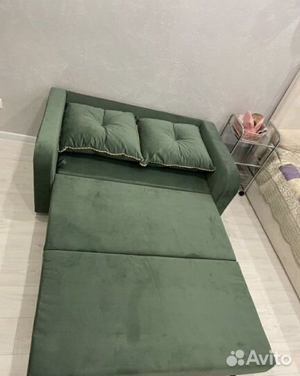 Диван чебурашка