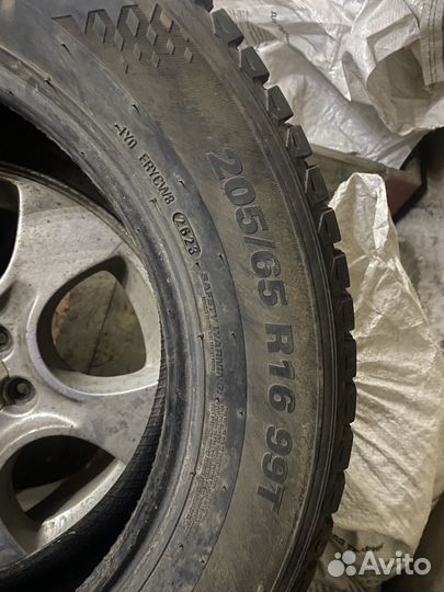 Резина зимняя 205 65 16 + диски 16
