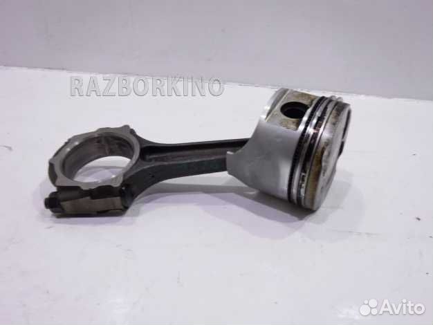 Поршень с шатуном Мазда