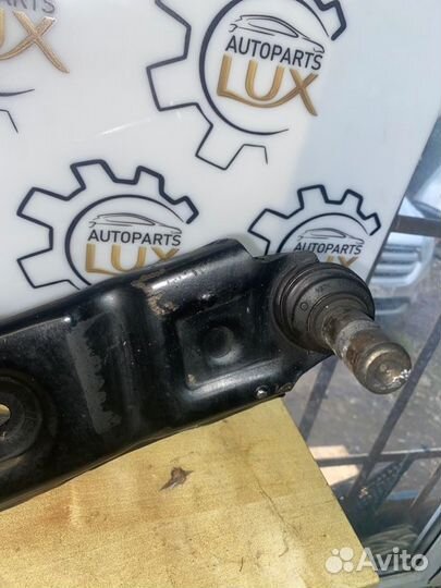 Рычаг подвески нижний передний левый Mini