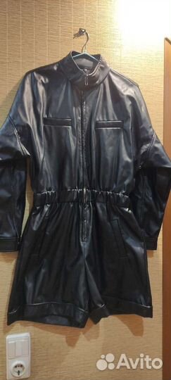 Кожаный комбинезон женский