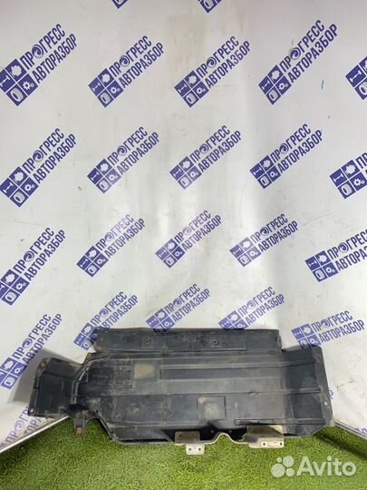 Защита топливного бака левая Bmw X5 кроссовер 3.0