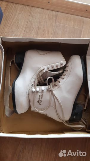 Коньки для фигурного катания