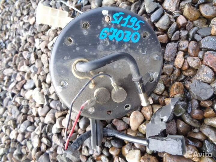 Датчик уровня топлива Toyota Caldina ST195 3S-GE