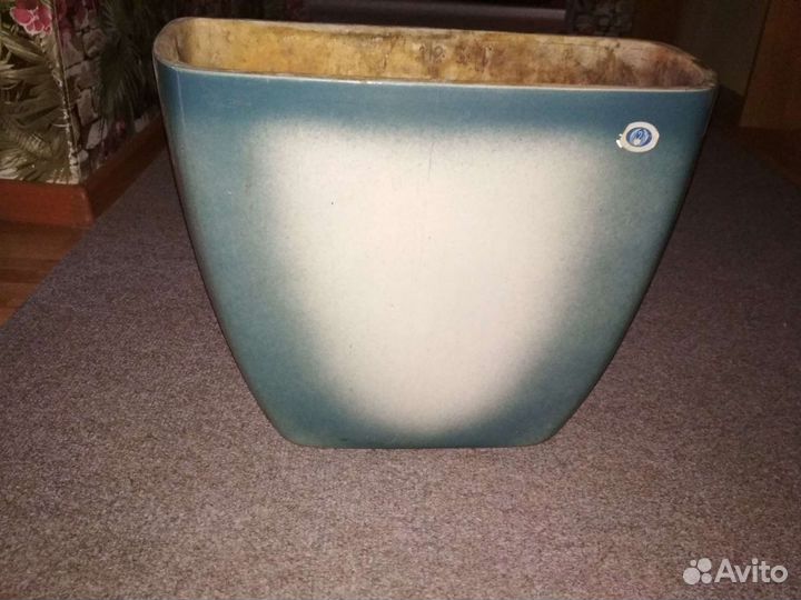 Бачок на унитаз