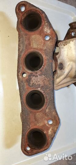 Выпускной коллектор на Ниссан Ноут