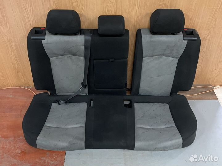 Сидение заднее