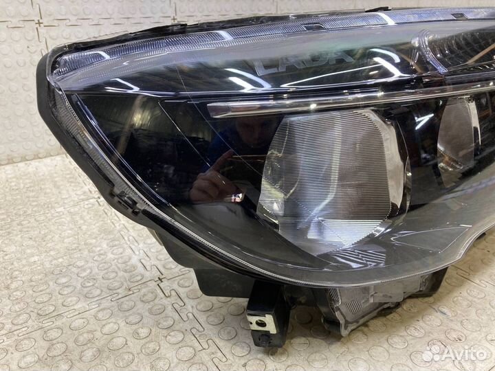 Фара правая Лада Веста 2015-2022