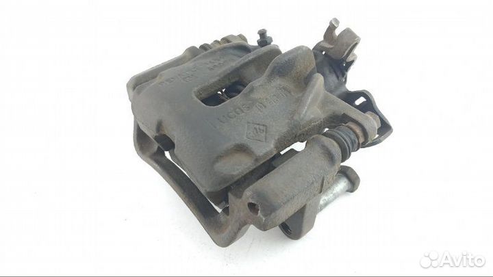 Суппорт задний правый Opel Vivaro F9Q 2003