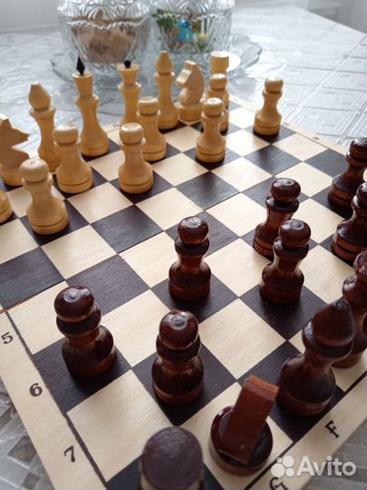 Шахматы и шашки дерево