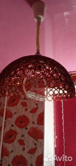 Люстра потолочная с абажуром