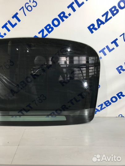 Заднее стекло KIA quoris 3.8 ат