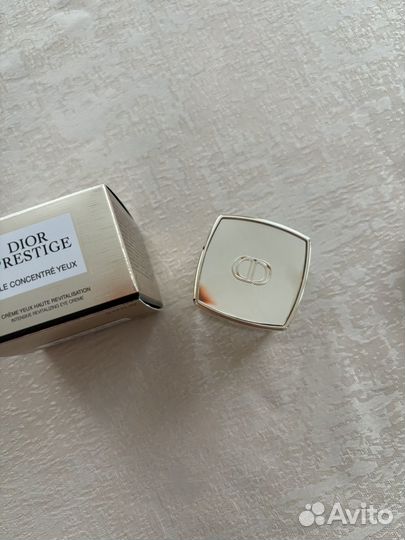 Крем для кожи вокруг глаз Dior Prestige