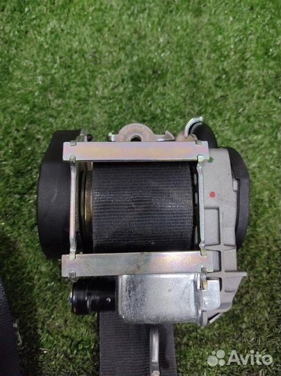 Ремень безопасности передний левый Peugeot 308 (4