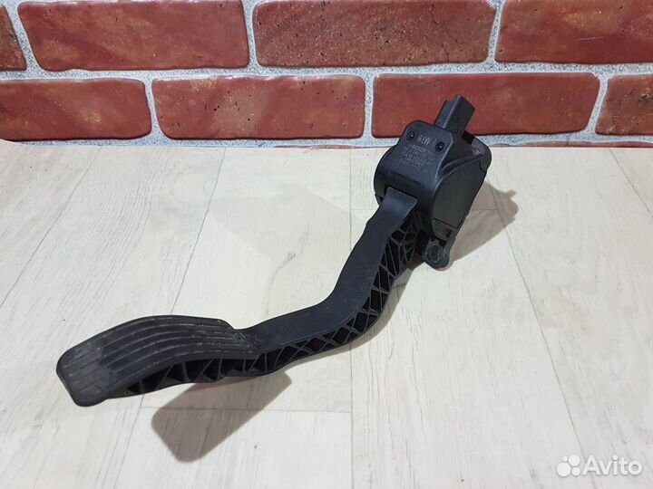 Педаль газа citroen c4 2009 peugeot