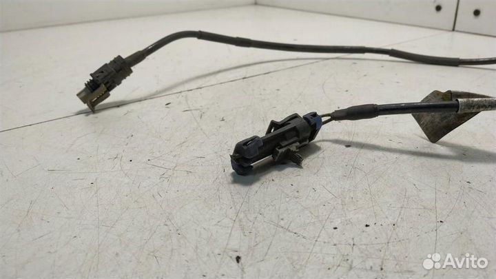 Датчик ABS передний Opel Antara