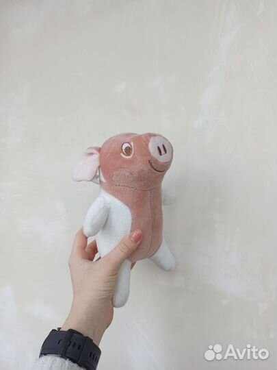 Мягкая игрушка розовая свинка