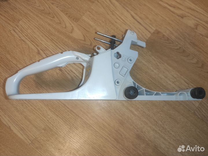 Корпус топливного бака stihl MS-270, 280