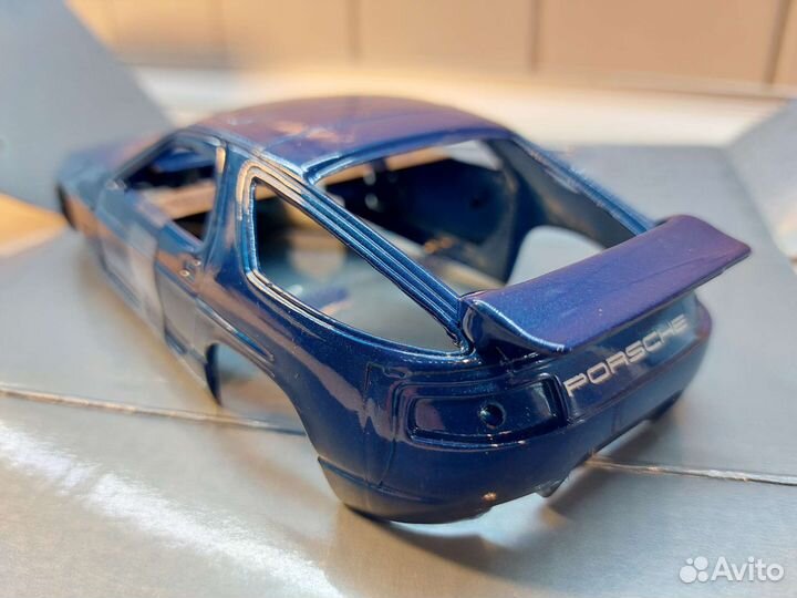 Сборная модель Porsche 928 1:24