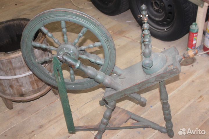 Прялка колесная