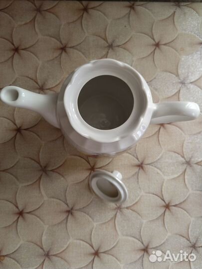 Чайник заварочный фарфоровый