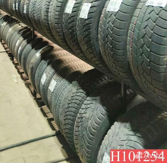 Nokian Tyres Hakkapeliitta R2 SUV 235/60 R18 105P