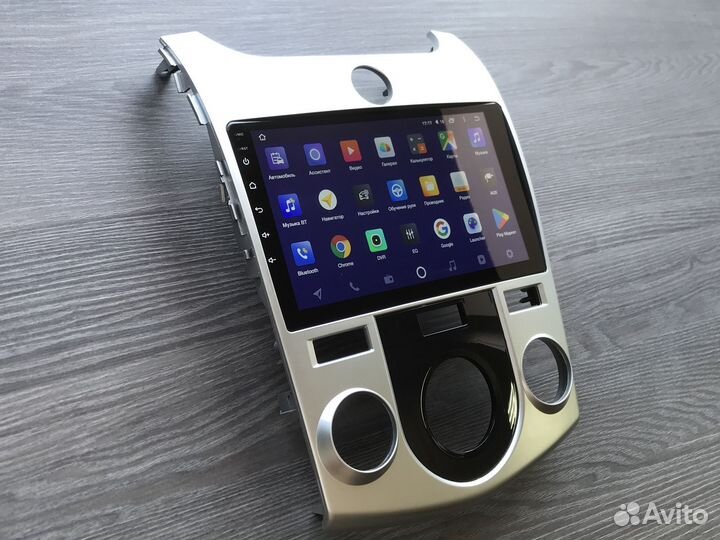 Магнитола Kia Cerato 2 TD Teyes CC2L plus