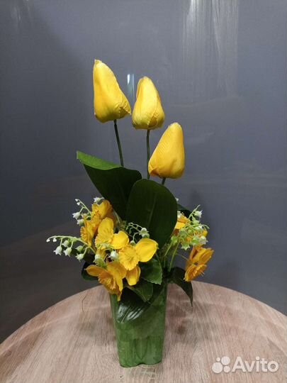 Цветочная композиция для интерьера