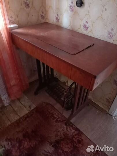 Швейная машина minerva