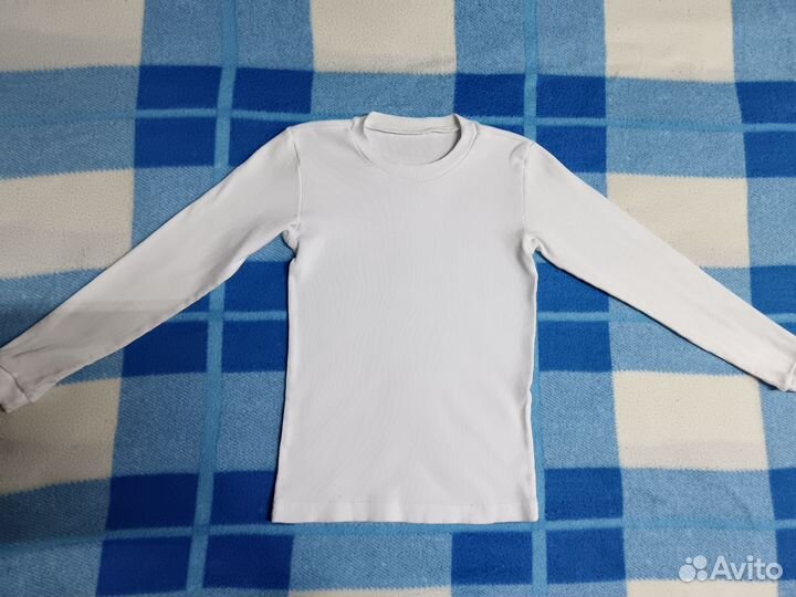 Кофта с круглым воротом