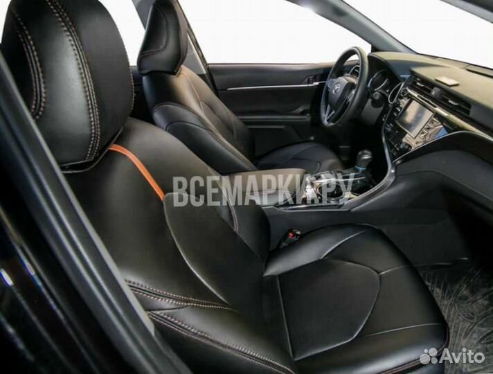 Чехлы на Toyota Camry, V70