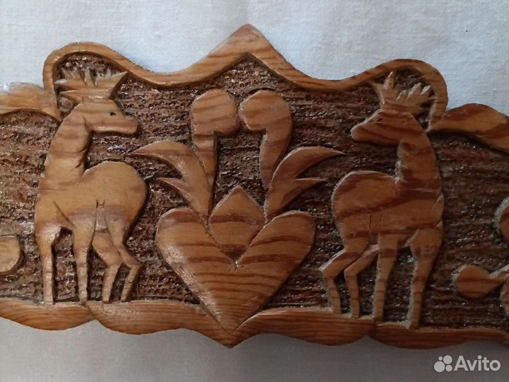 Панно из дерева