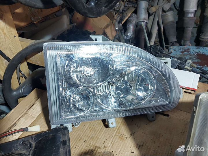 Фары на фюджин 1020 1041