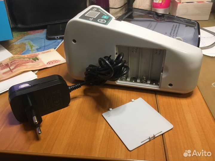 Счетчик купюр на батарейках и от сети