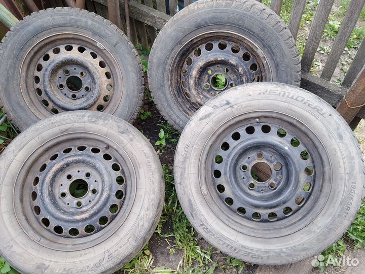 Диски. 15 штамповка. с резиной 4 шт