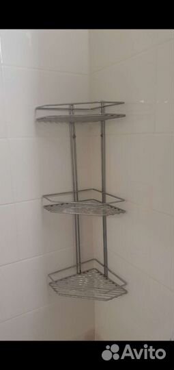 Полочка для ванной угловая