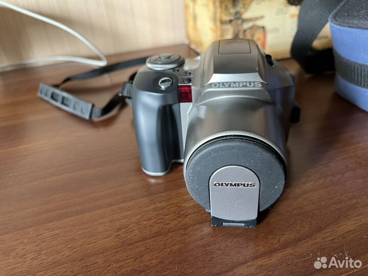 Фотоапарат Olympus iS-300