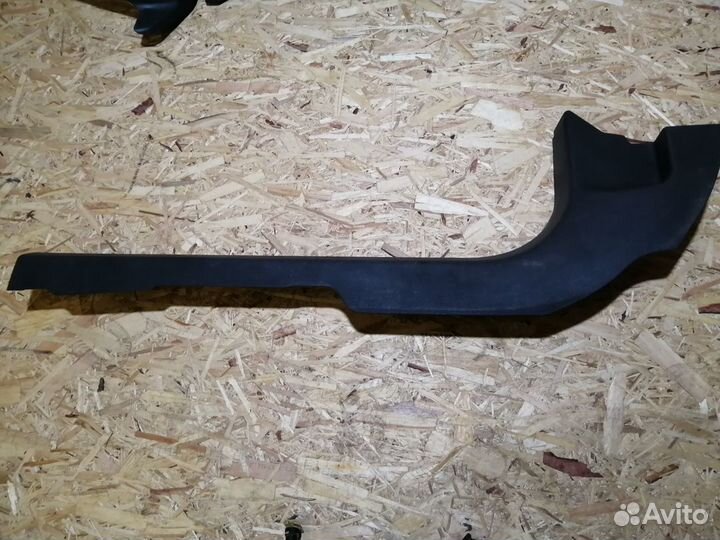 Порог салона левый Opel Astra H GTC