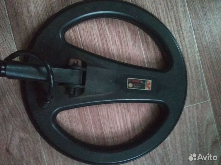 Металлоискатель minelab x terra 505 бу