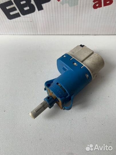 Датчик включения стопсигнала Ford Fusion хетчбек